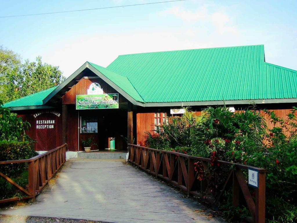 Sabah Tea Garden-Longhouses Ranau Exterior photo