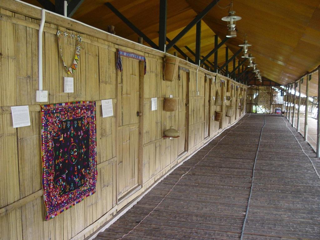 Sabah Tea Garden-Longhouses Ranau Exterior photo