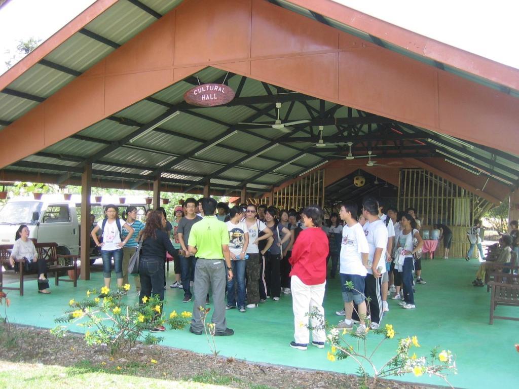 Sabah Tea Garden-Longhouses Ranau Exterior photo