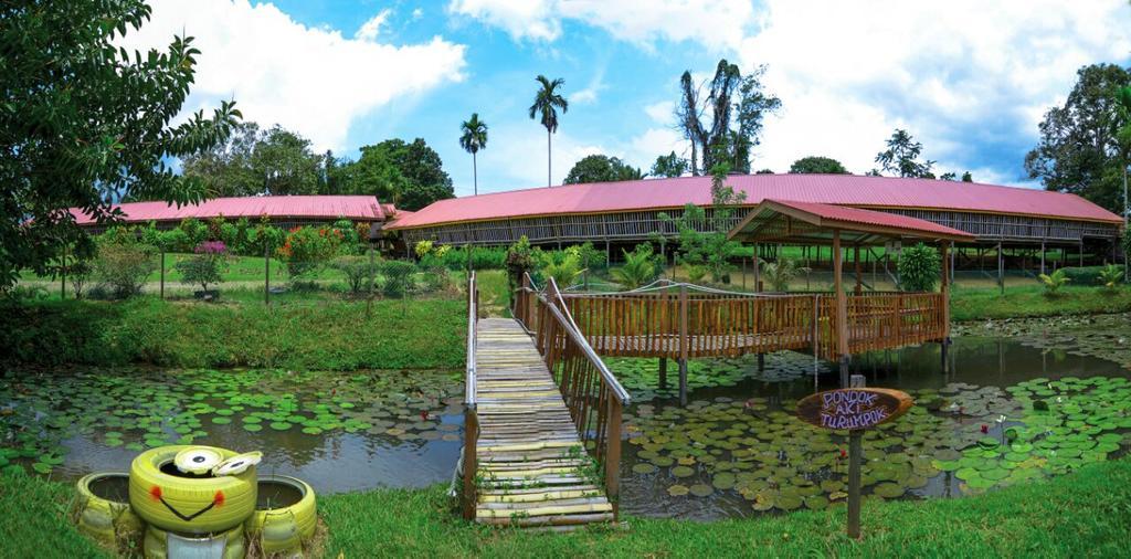 Sabah Tea Garden-Longhouses Ranau Exterior photo